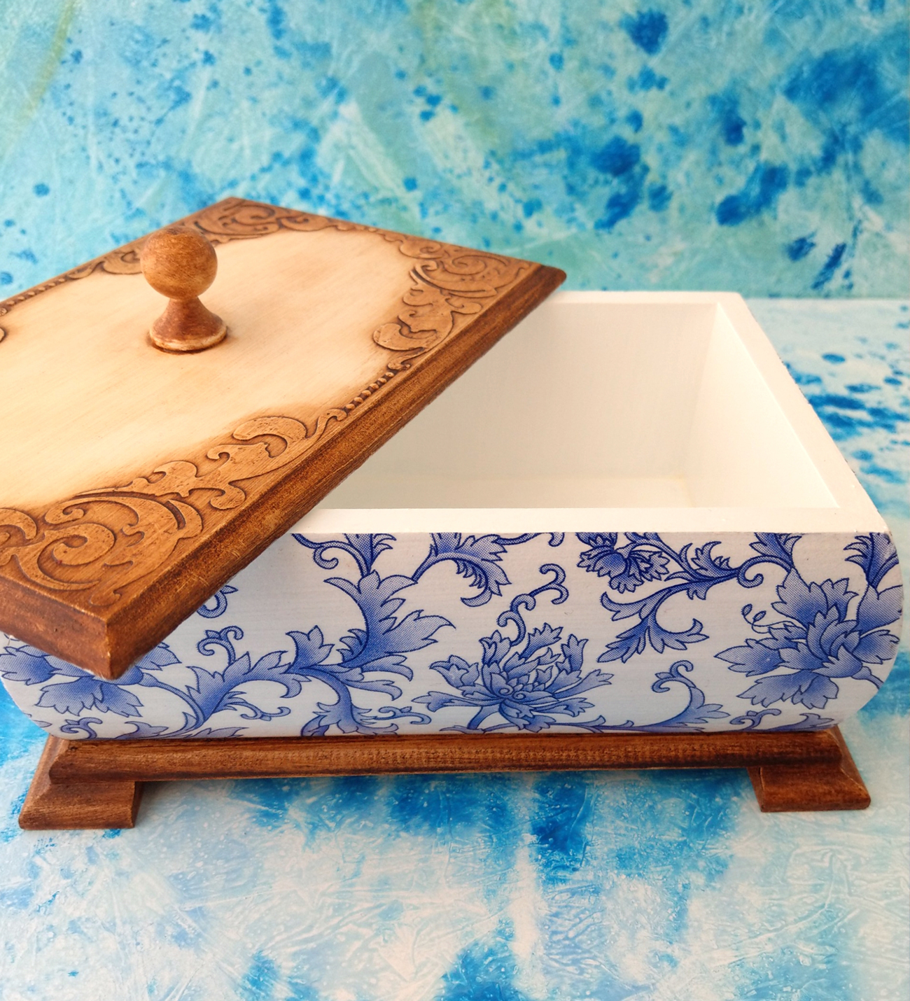 EL YAPIMI, KABARTMALI DEKORATİF ŞEKER ÇİKOLATA ATIŞTIRMALIK SAKLAMA KUTUSU – s055